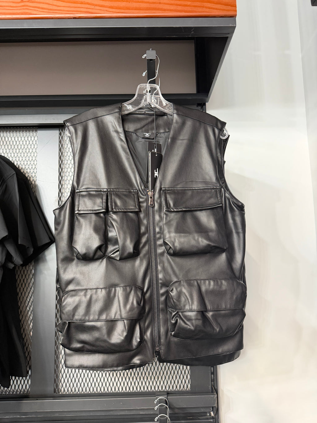 Jordan Craig Two-Piece Set – Black Shirt & Shorts (Styles 4428V / 4428)